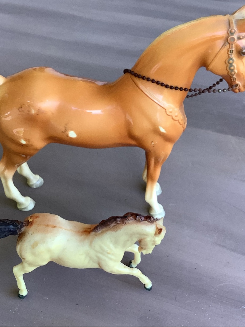 Vintage MCM 1950’s Retro Plastic Western Horse Toy Play Set - Picture 3 of 8